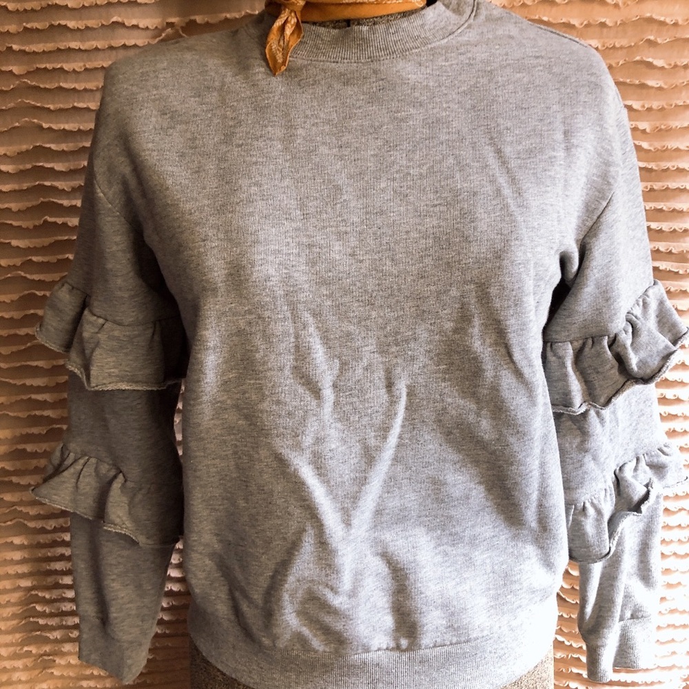 WHO WHAT WEAR Ruffled Sleeves Pull-Over Sweatshirt - Picture 6 of 7